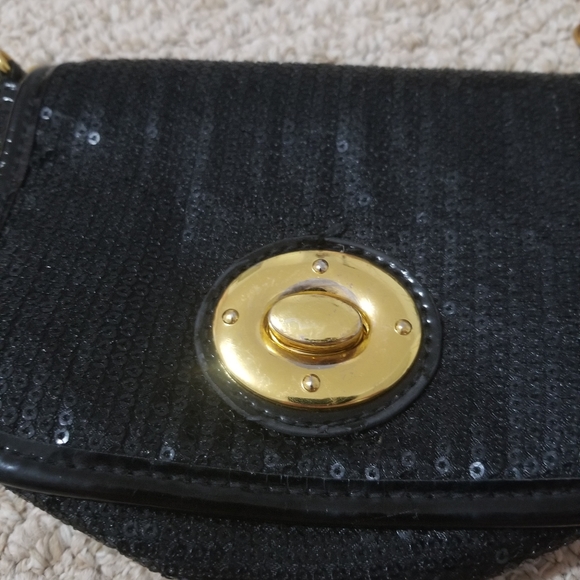 Classic black sling - Picture 2 of 4